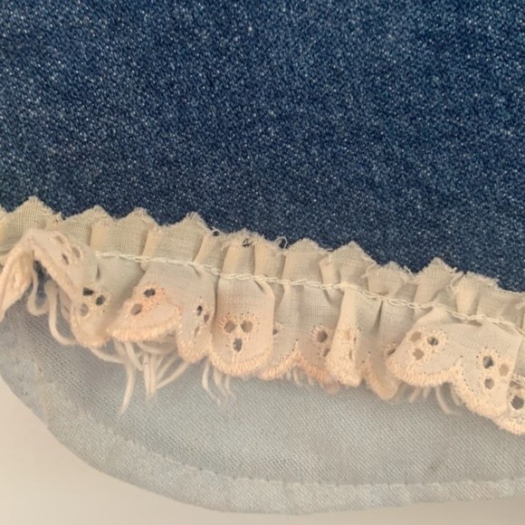 Wrangler X Urban Renewal Denim Shorts - Picture 4 of 11